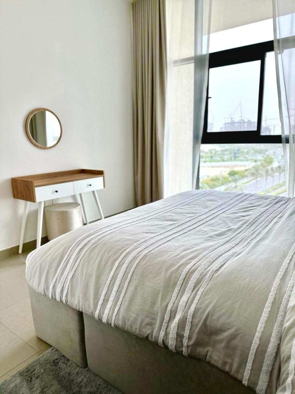 Prive Residence, Luxury Apartment Dubai