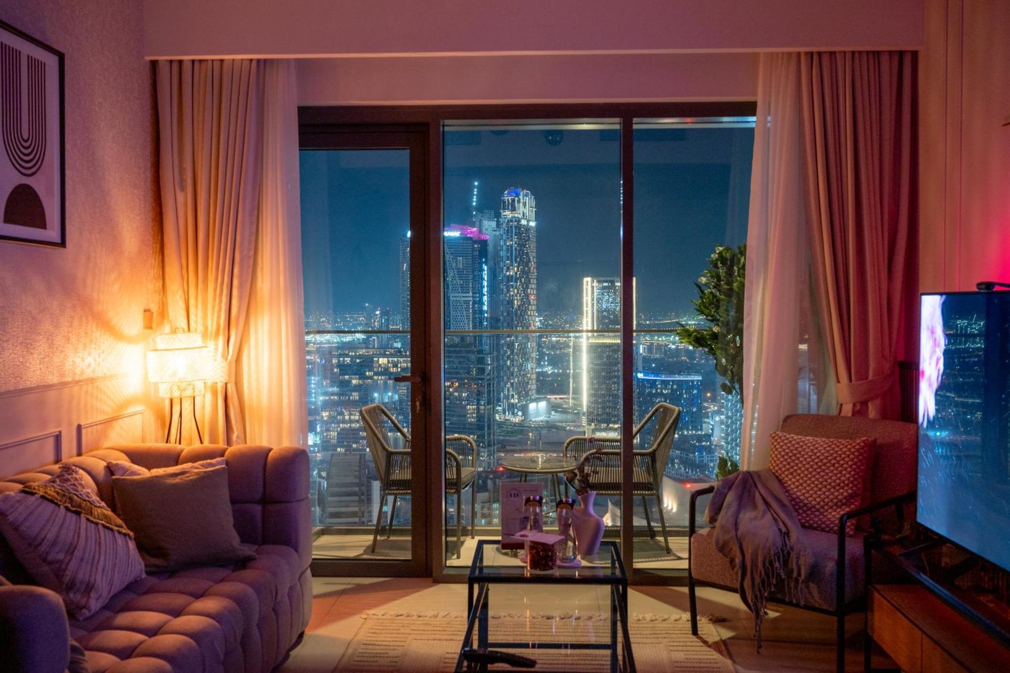 Apartment Urban Dreams - Brand New Boutique Burj Royale - Burj Khalifa & Mall