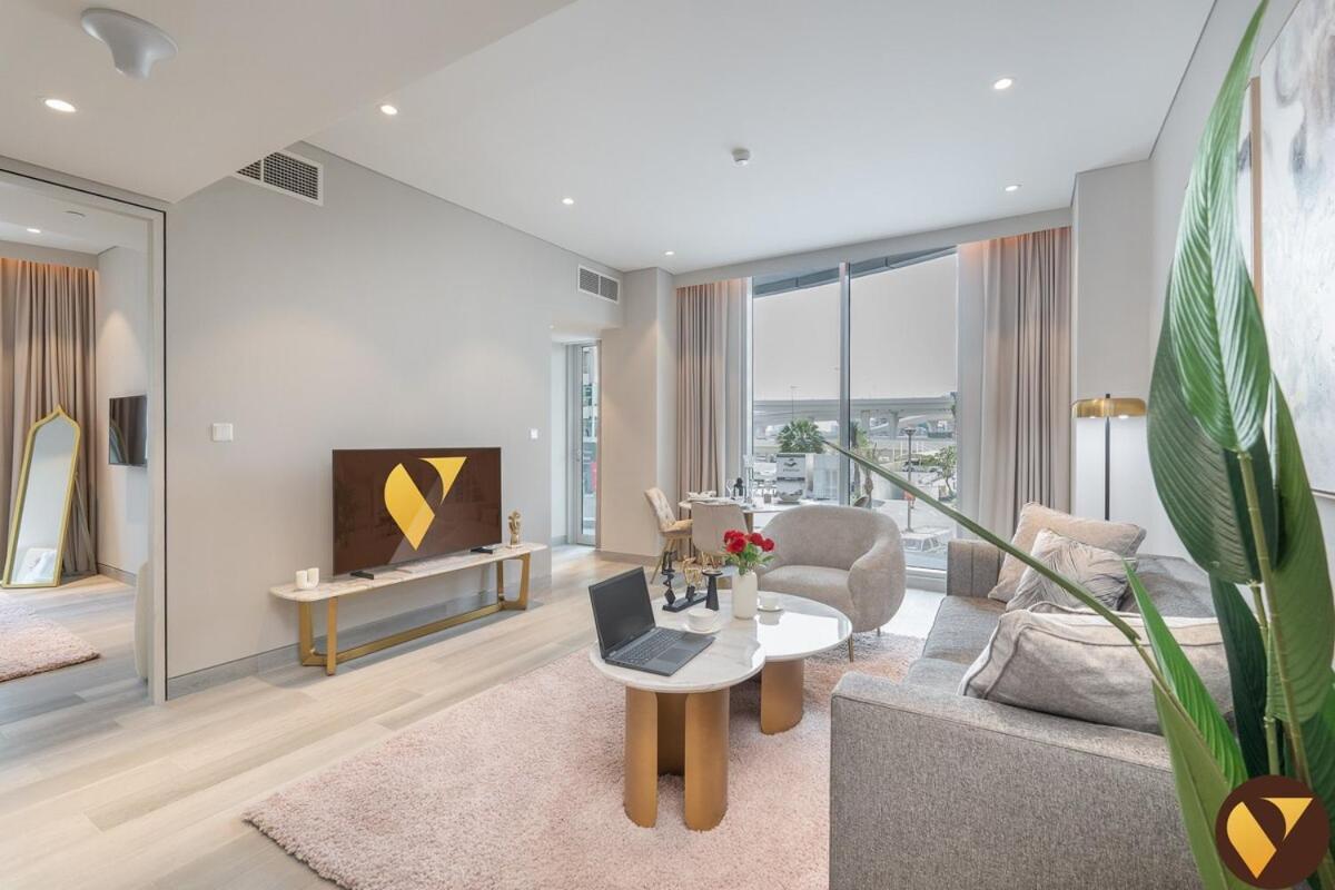 Vogue Condor Star Marina - Fully Renovated, Brand-new One Bedroom With Balcony And Infinity Pool Access *