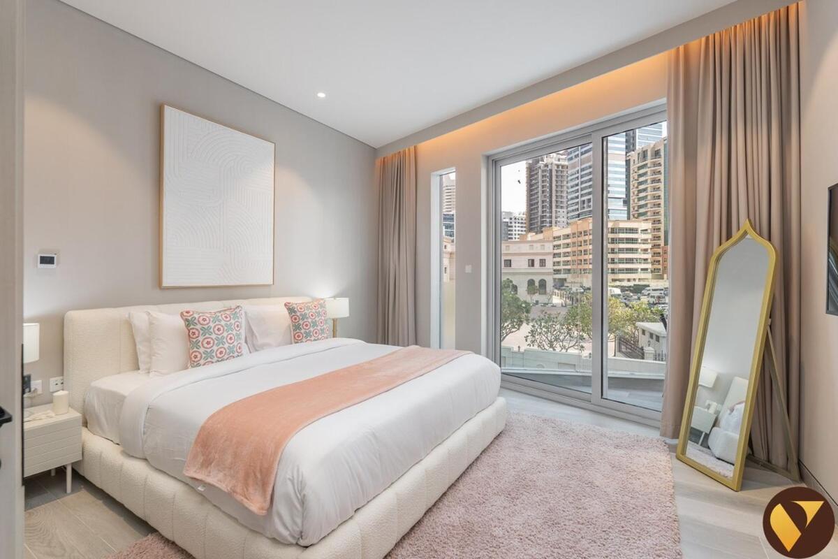 Vogue Condor Star Marina - Fully Renovated, Brand-new One Bedroom With Balcony And Infinity Pool Access Apartment Dubai