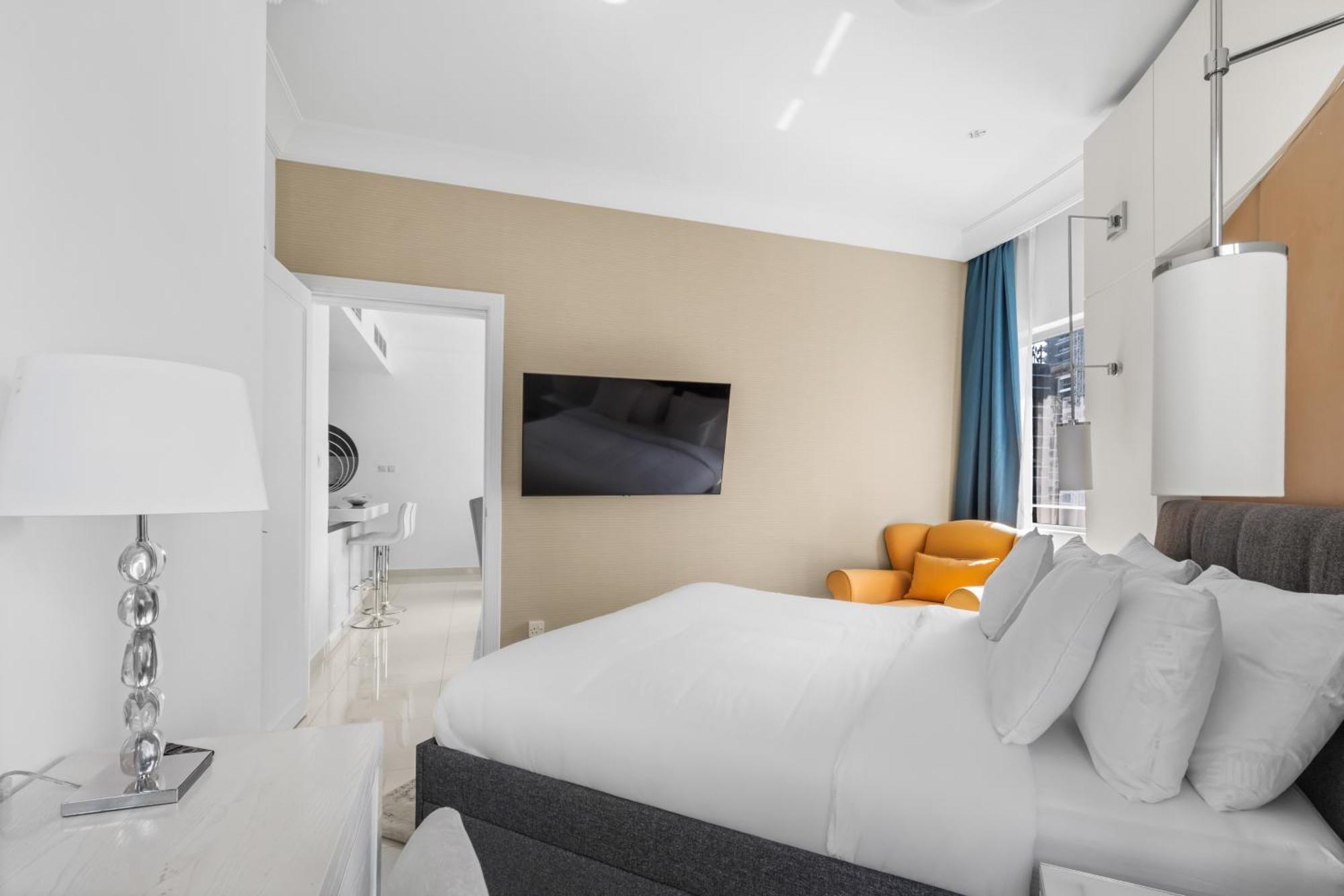 Apartment Burj Khalifa View 1br With Parking *