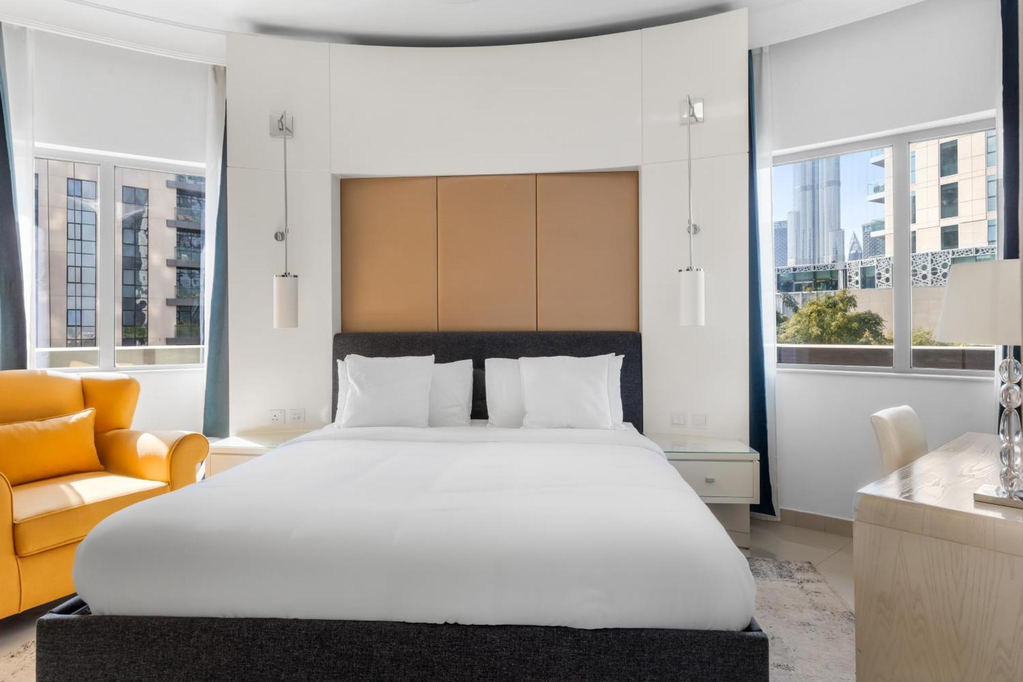 Apartment Burj Khalifa View 1br With Parking *