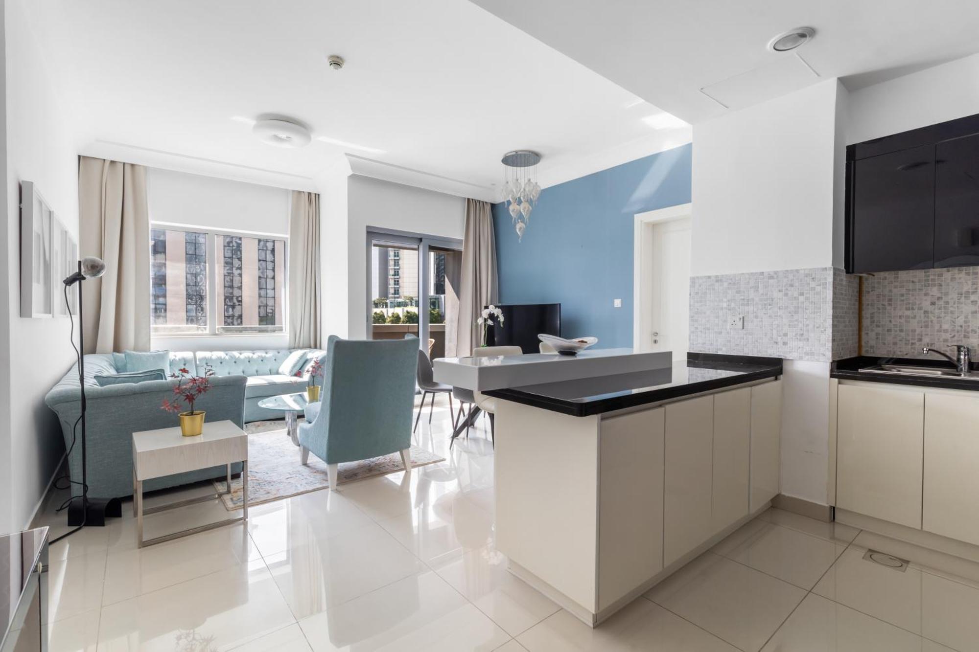 Burj Khalifa View 1br With Parking Apartment