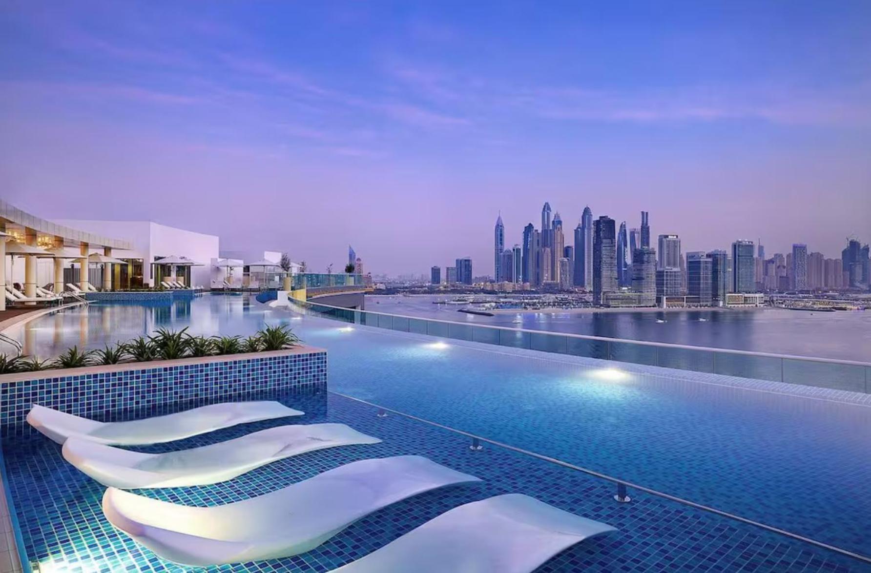 Luxury 1br In Seven Palm With Access Apartment