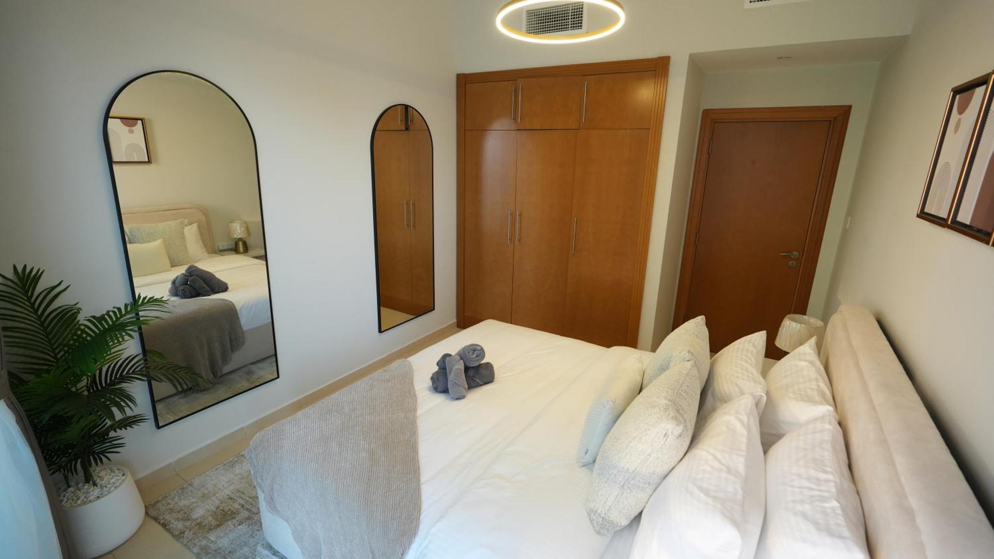 1bhk Full Canal View In Business Bay ! Casa de férias