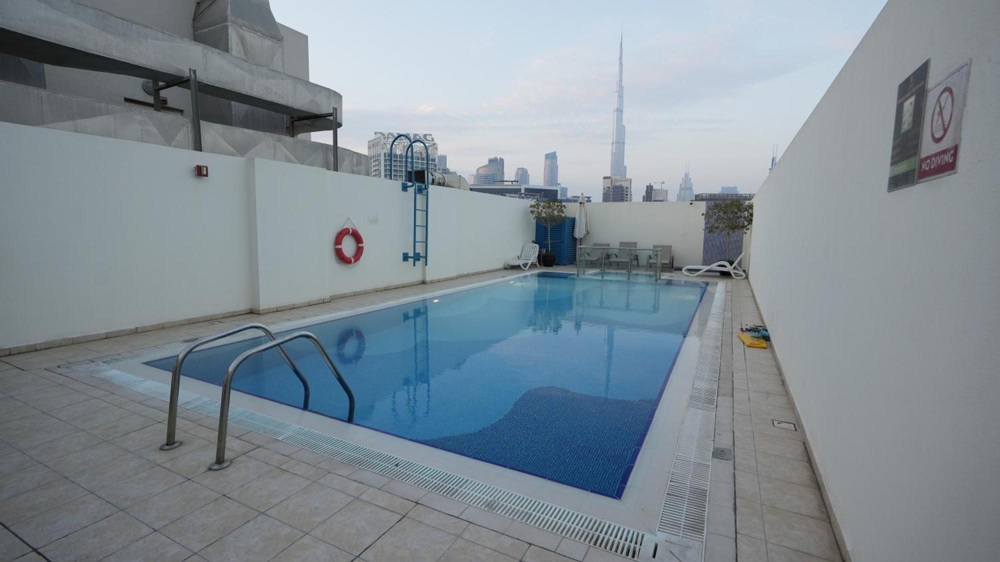 1bhk Full Canal View In Business Bay ! Casa de férias Dubai