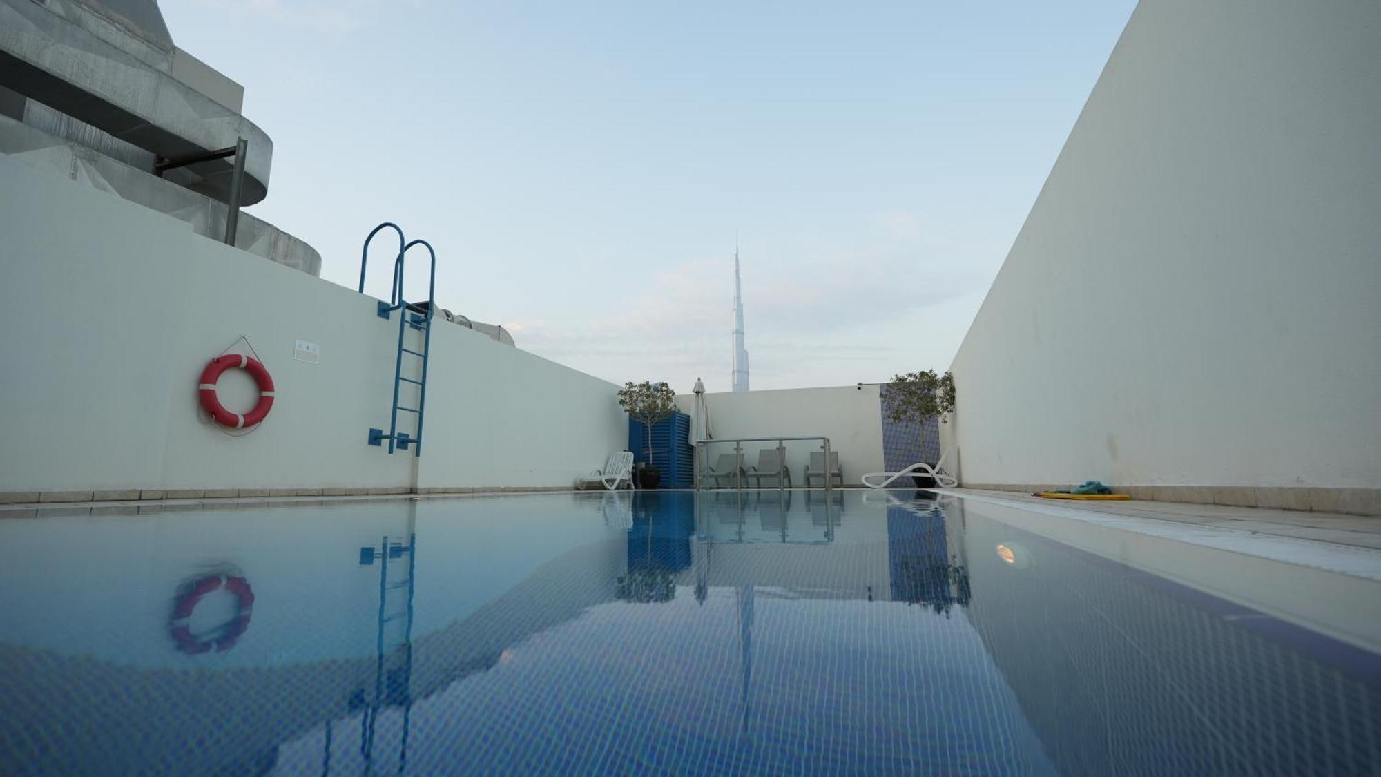1bhk Full Canal View In Business Bay ! Dubai