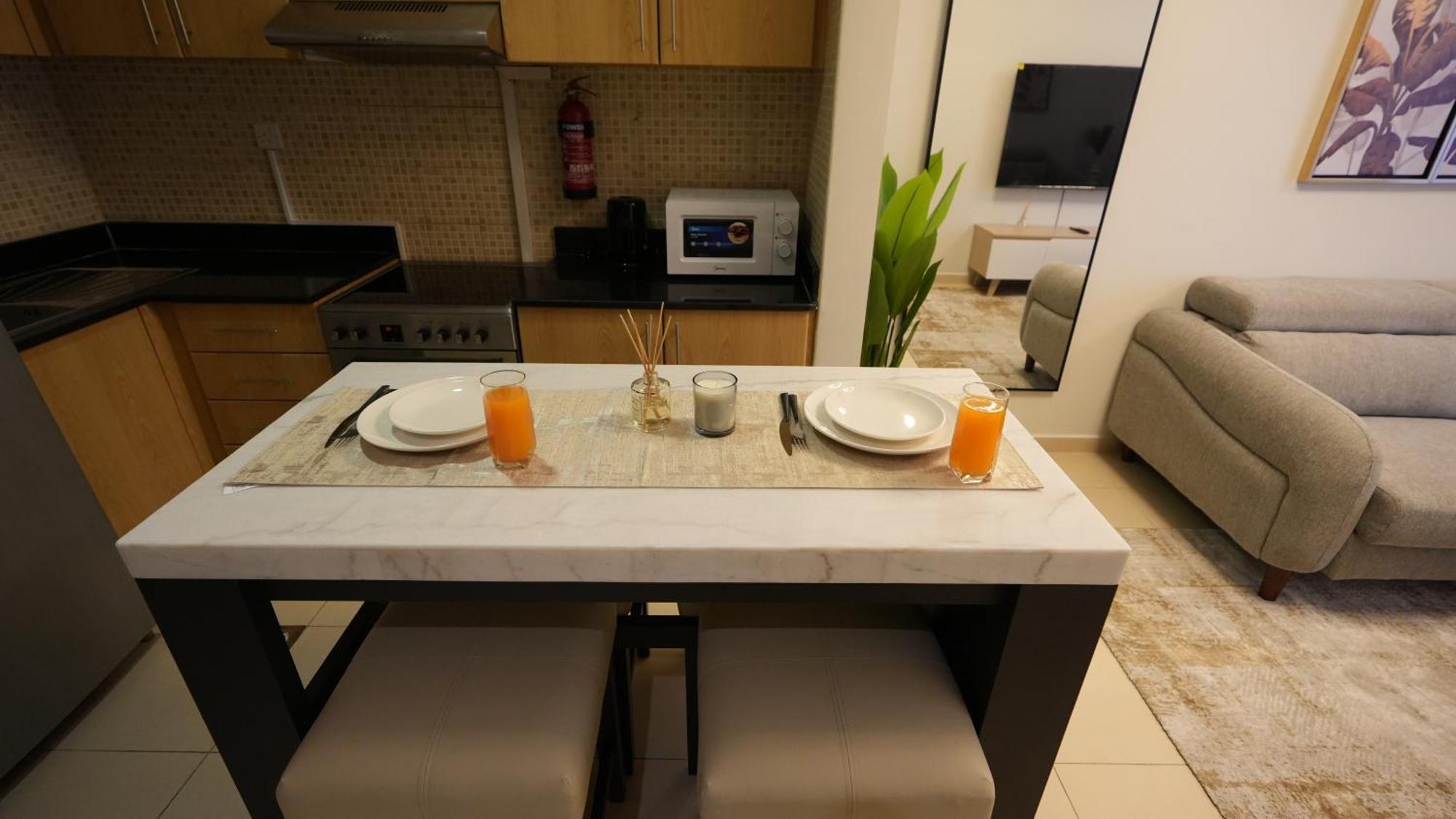 1bhk Full Canal View In Business Bay !
