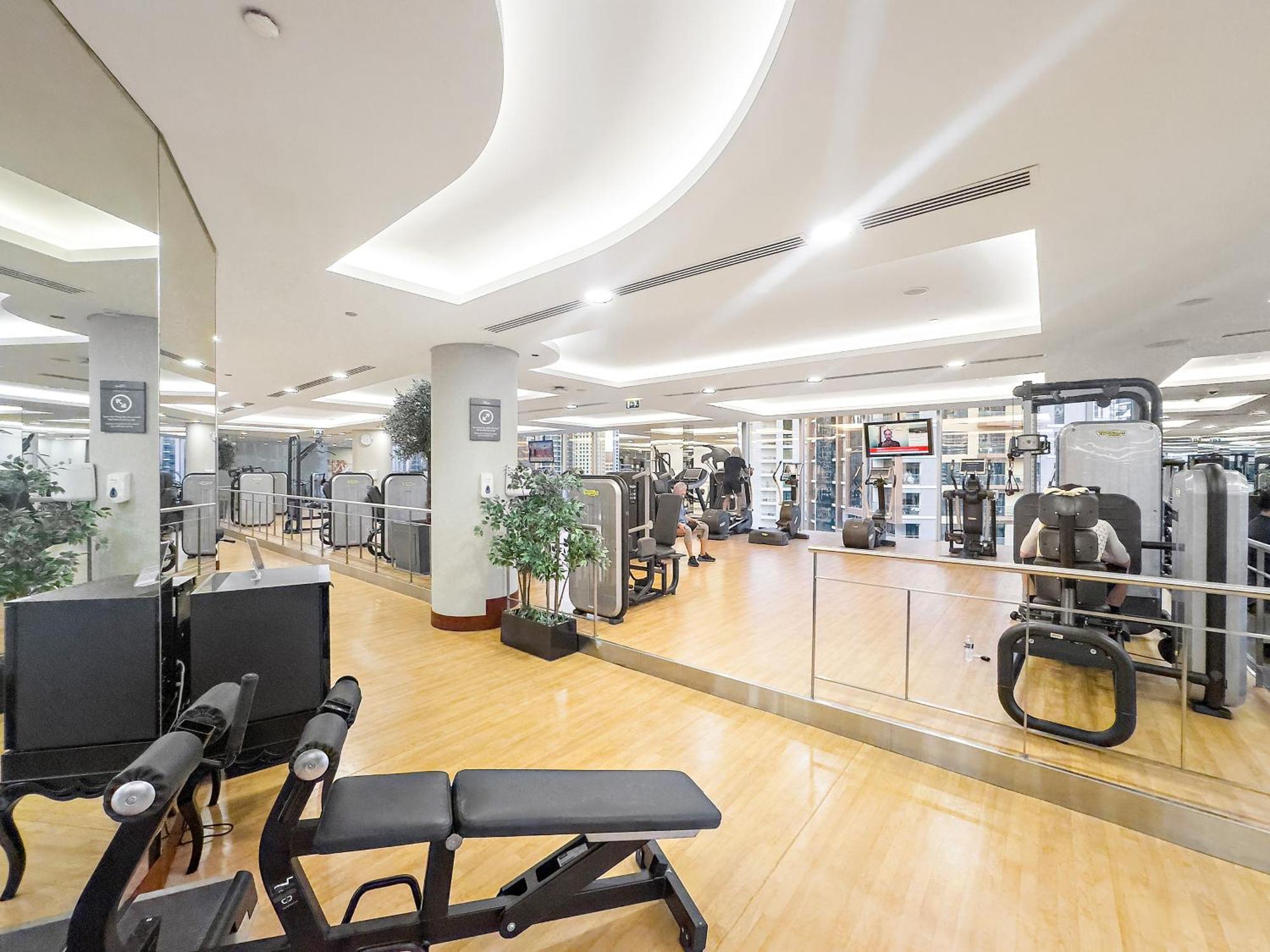 Stunning 1br In Marina Mall Apartment