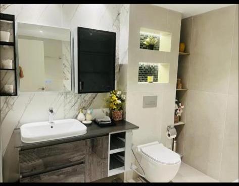Jbr Walk - Jumeirah Residence-dubai Marina - Jacuzzi *