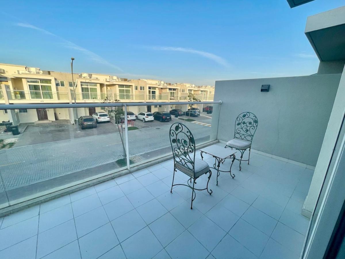 Amazing 3bhk Townhouse In Damac Hills 2 Upto 10pll Holiday home *