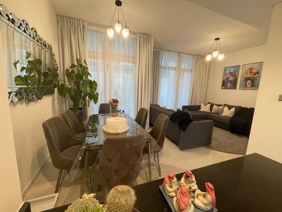 Amazing 3bhk Townhouse In Damac Hills 2 Upto 10pll Holiday home