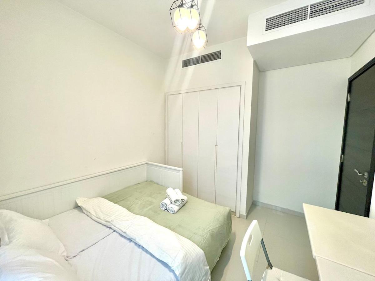 Holiday home Amazing 3bhk Townhouse In Damac Hills 2 Upto 10pll Dubai