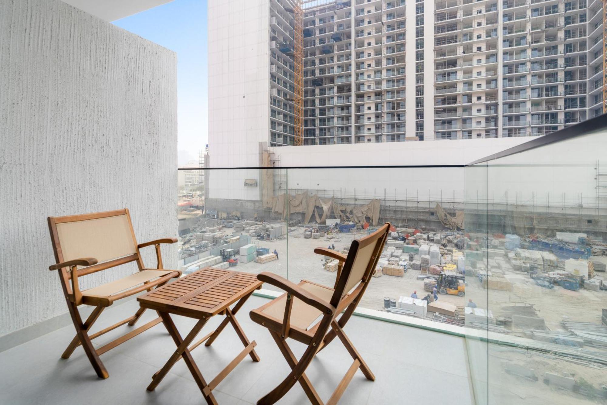 Daire Vayk- Great With Excellent Amenities In Jvc