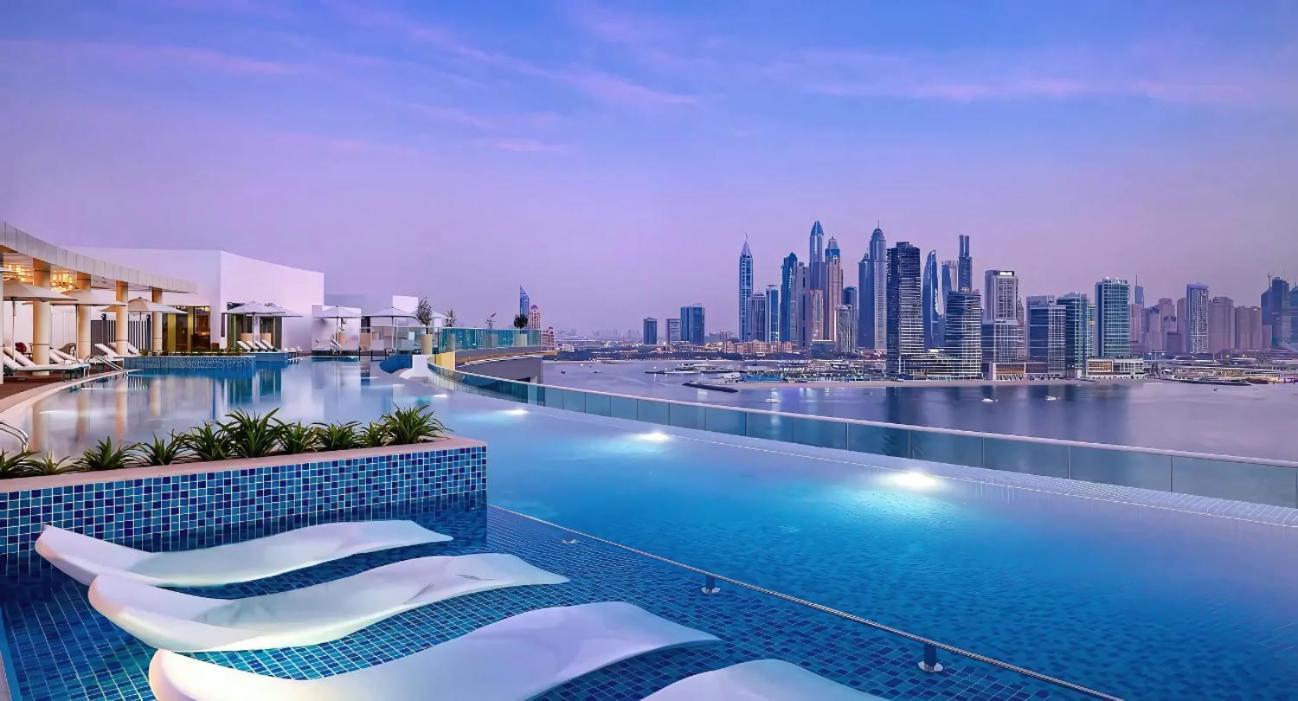Apartment Elegant 1-br With Sea View Seven Palm, Palm Jumeirah Dubai