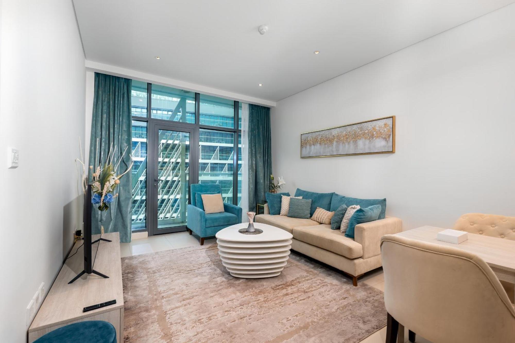 Elegant 1-br With Sea View Seven Palm, Palm Jumeirah *