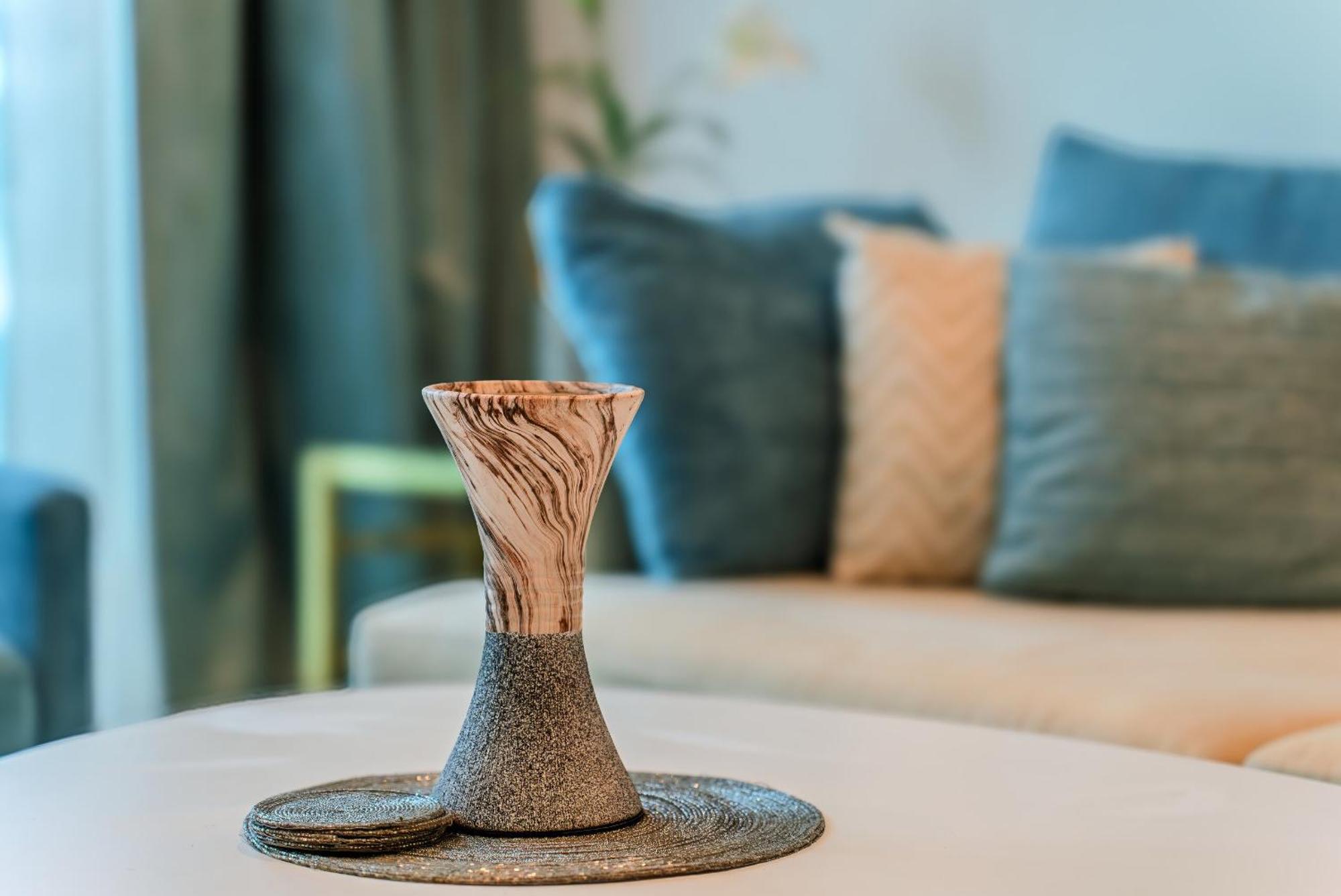Elegant 1-br With Sea View Seven Palm, Palm Jumeirah Dubai