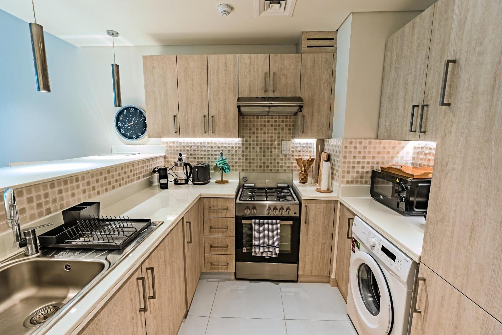 Elegant 1-br With Sea View Seven Palm, Palm Jumeirah * Dubai