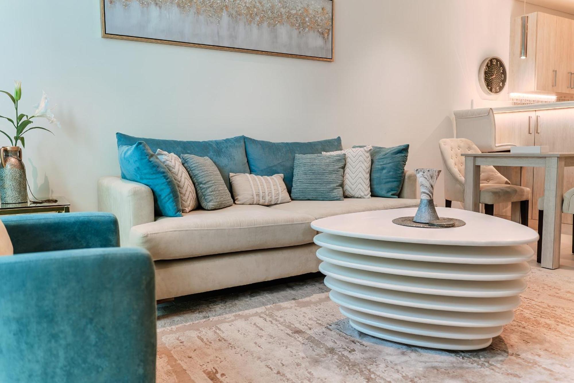 Elegant 1-br With Sea View Seven Palm, Palm Jumeirah Apartment Dubai