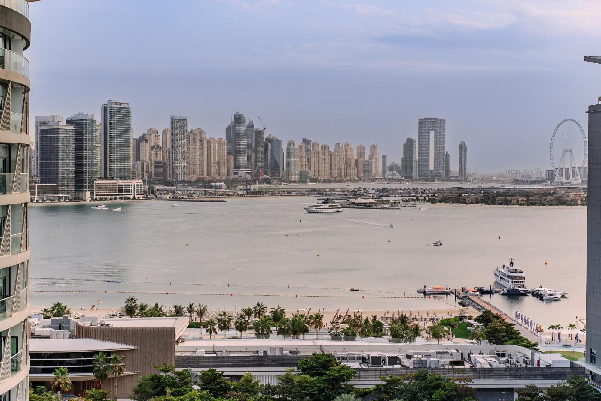 Elegant 1-br With Sea View Seven Palm, Palm Jumeirah Dubai
