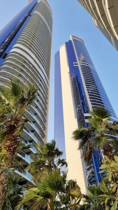 Luxury Paramount A662 Apartment Dubai