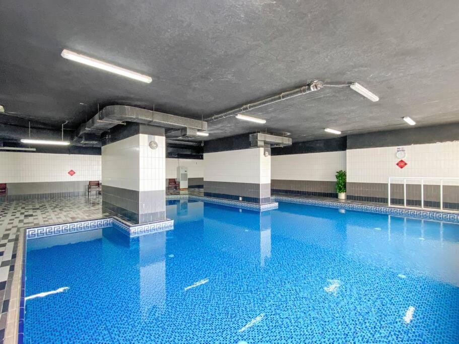 Daire Stonetree - Marina Pinnacle 1 Bedroom - Partial Marina View *