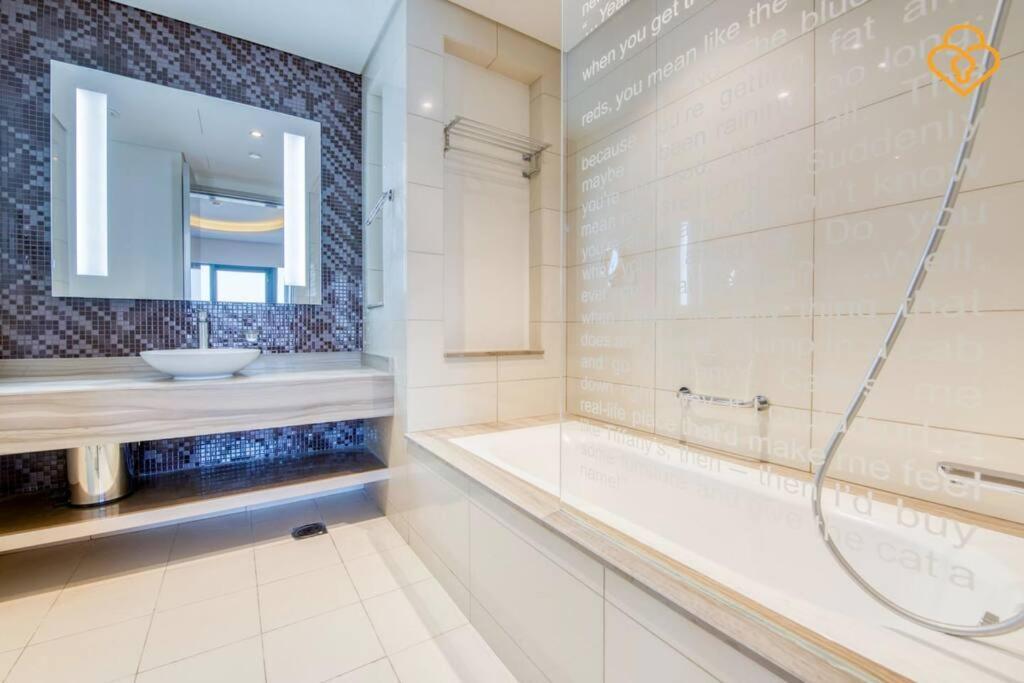 Keysplease Luxury 1 B/r In Paramount Towers By Damac Apartment
