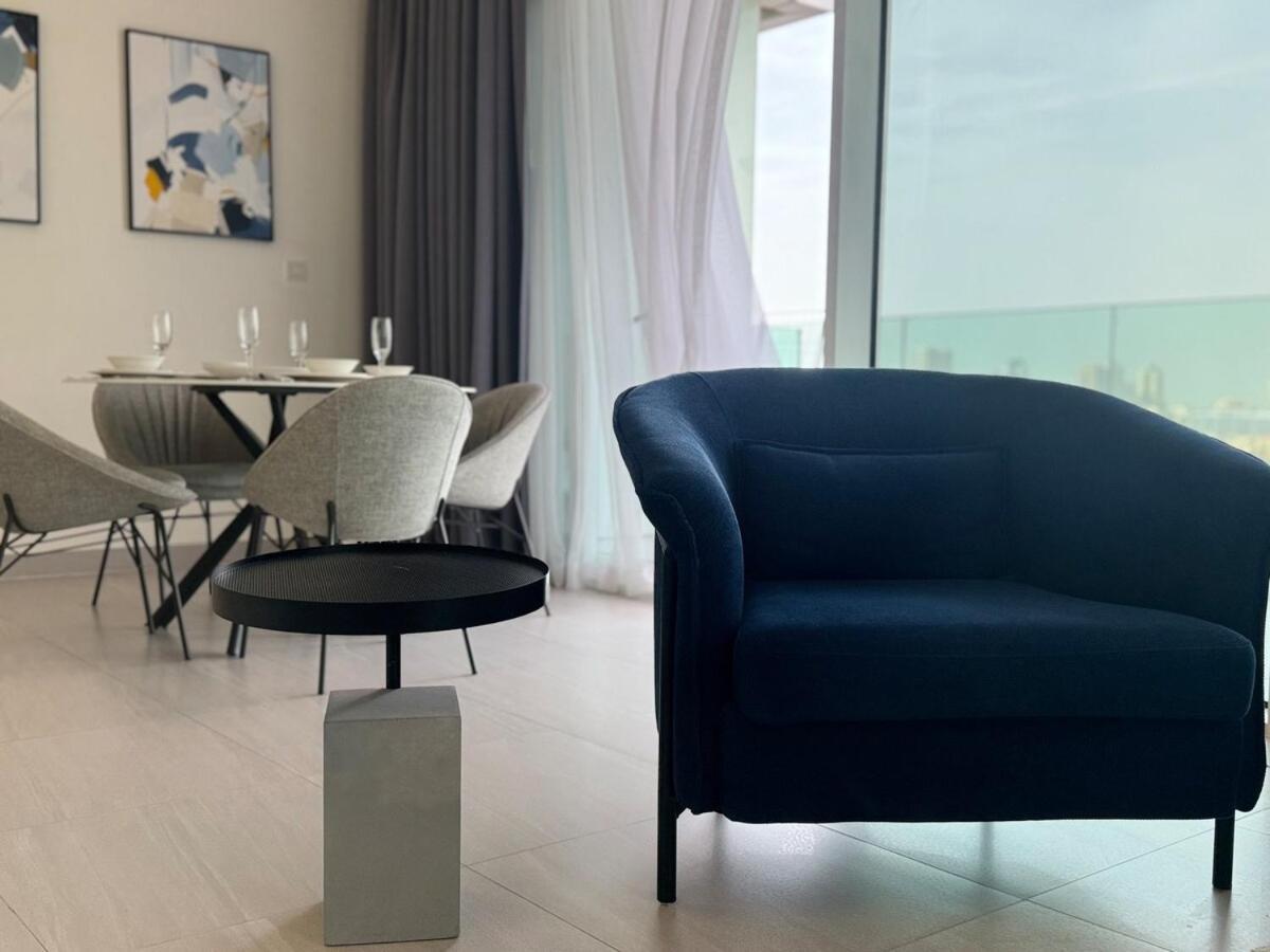 Ashri Luxe Spacious Near Metro, Frame Dubai