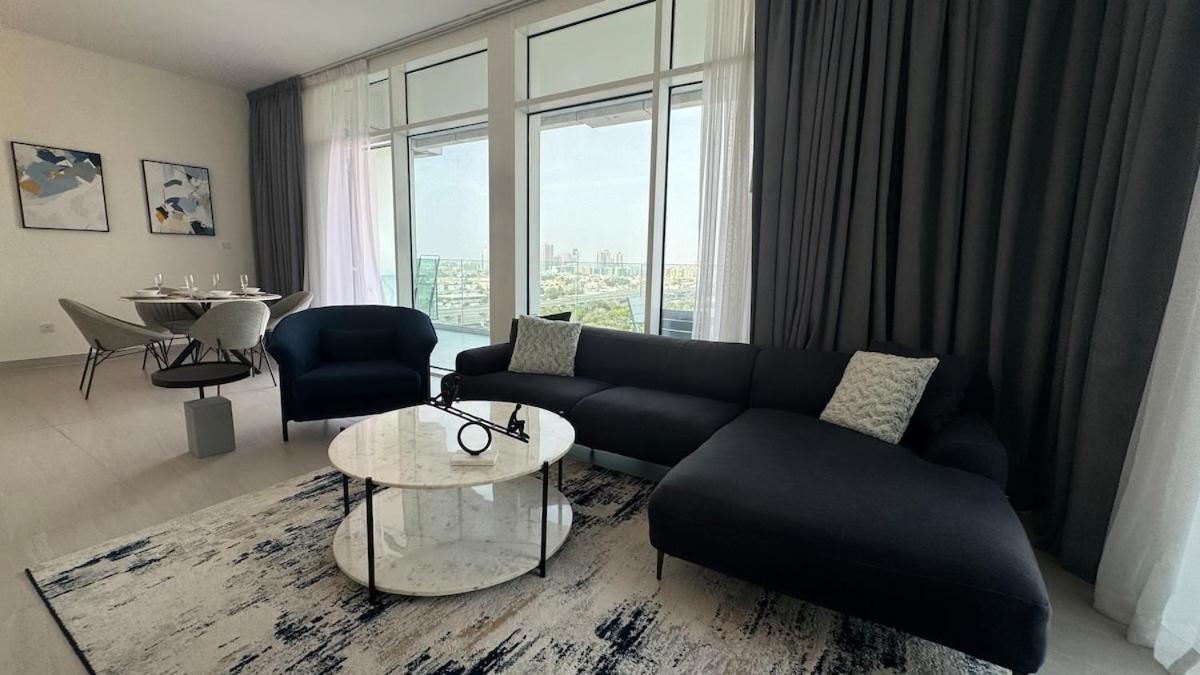 Ashri Luxe Spacious Near Metro, Frame Apartment