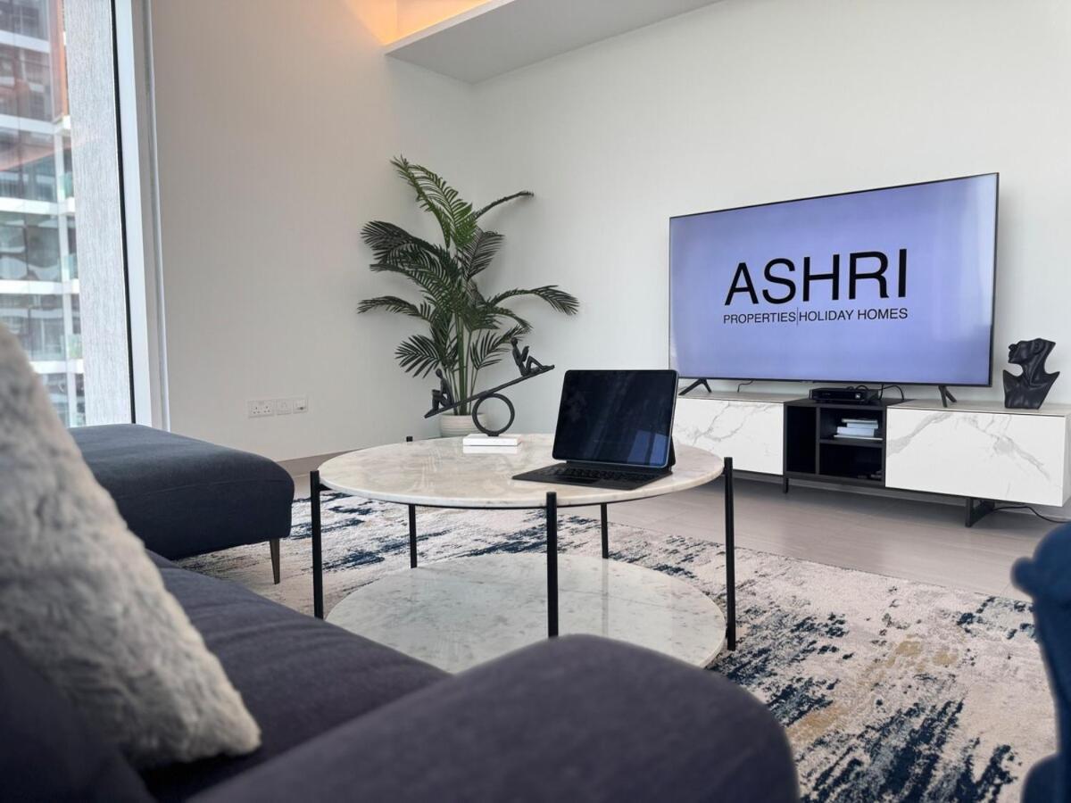 Ashri Luxe Spacious Near Metro, Frame Dubai