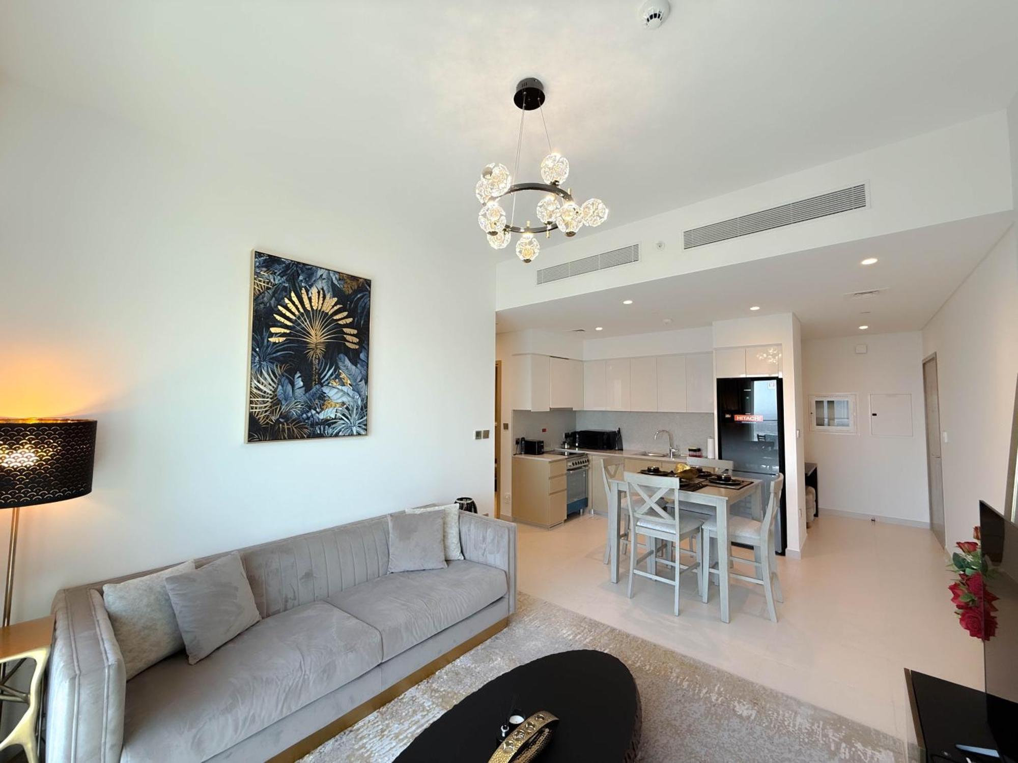 Ina Homes - Burj Royal 1 Bedroom Stylish