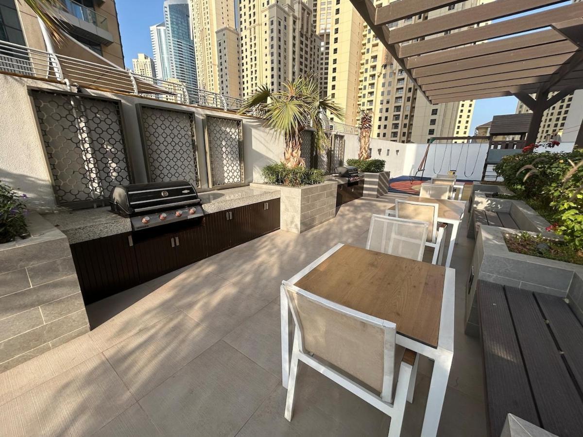 Apartment Luxury Sea View In Marina Dubai