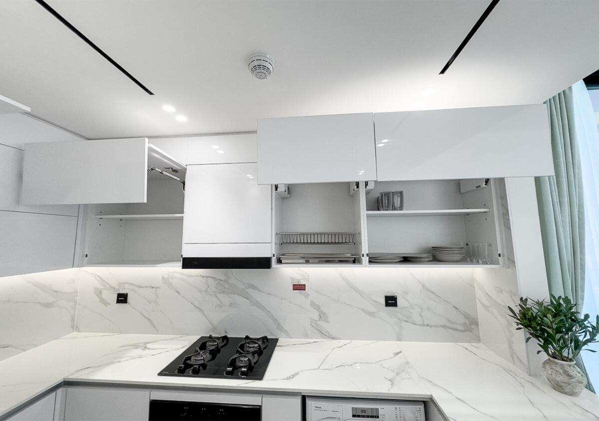 Apartment Luxury Brand New 1 Bhk Open View