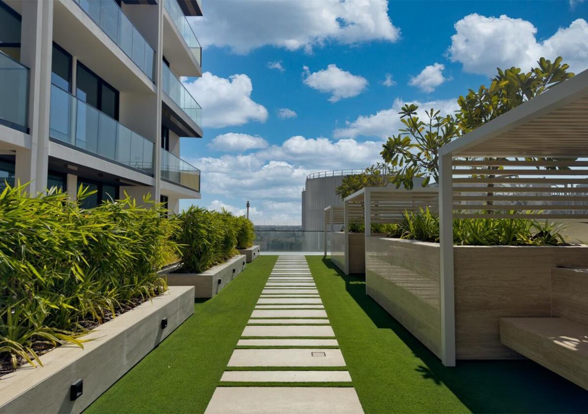Apartment Luxury Brand New 1 Bhk Open View Dubai