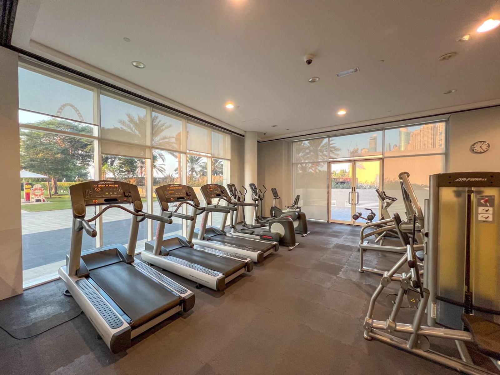 Private Access - Stunning Sea View - Perfect Location At Jbr Apartment *