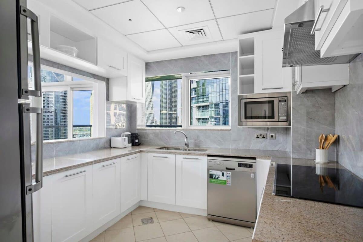 Silkhaus Luxurious 4bdr Marina View - High Floor Dubai