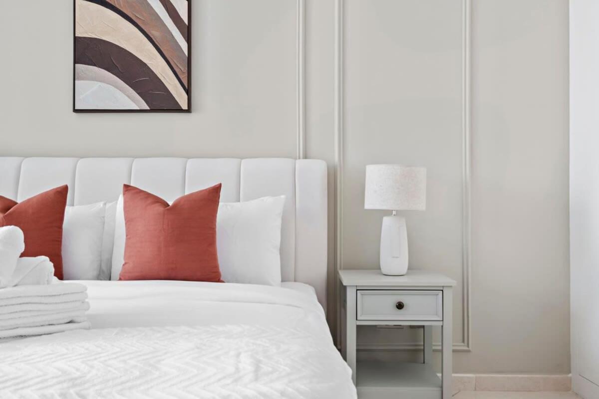 Silkhaus Luxurious 4bdr Marina View - High Floor Apartment *