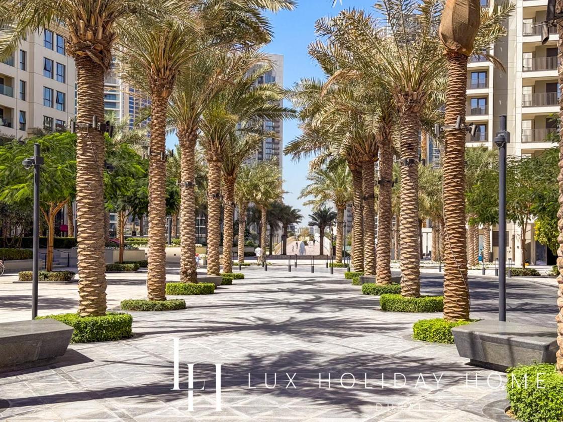 Lux The Creek Apartment Dubai
