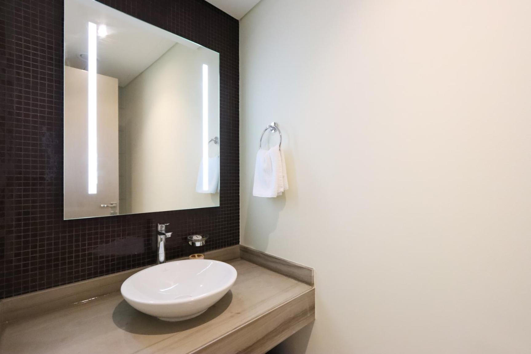 2br Oasis In Damac Towers By Livbnb * Dubai