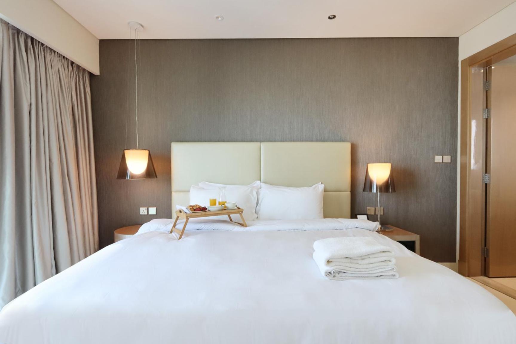 2br Oasis In Damac Towers By Livbnb Dubai
