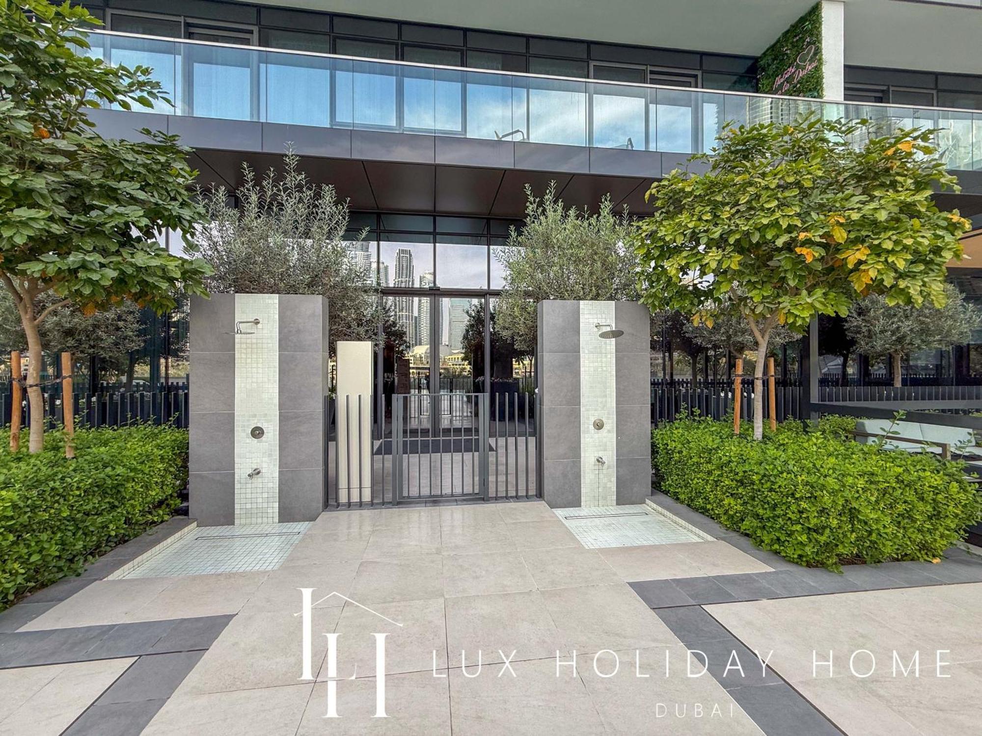 Lux The Grande Signature Skyline Apartment *