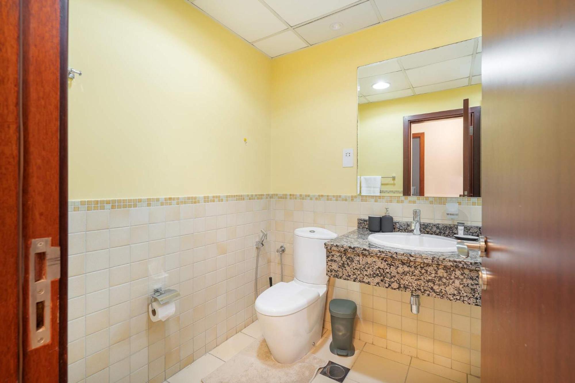 2br In Jbr - Breathtaking Views Of Marina & Apartment *