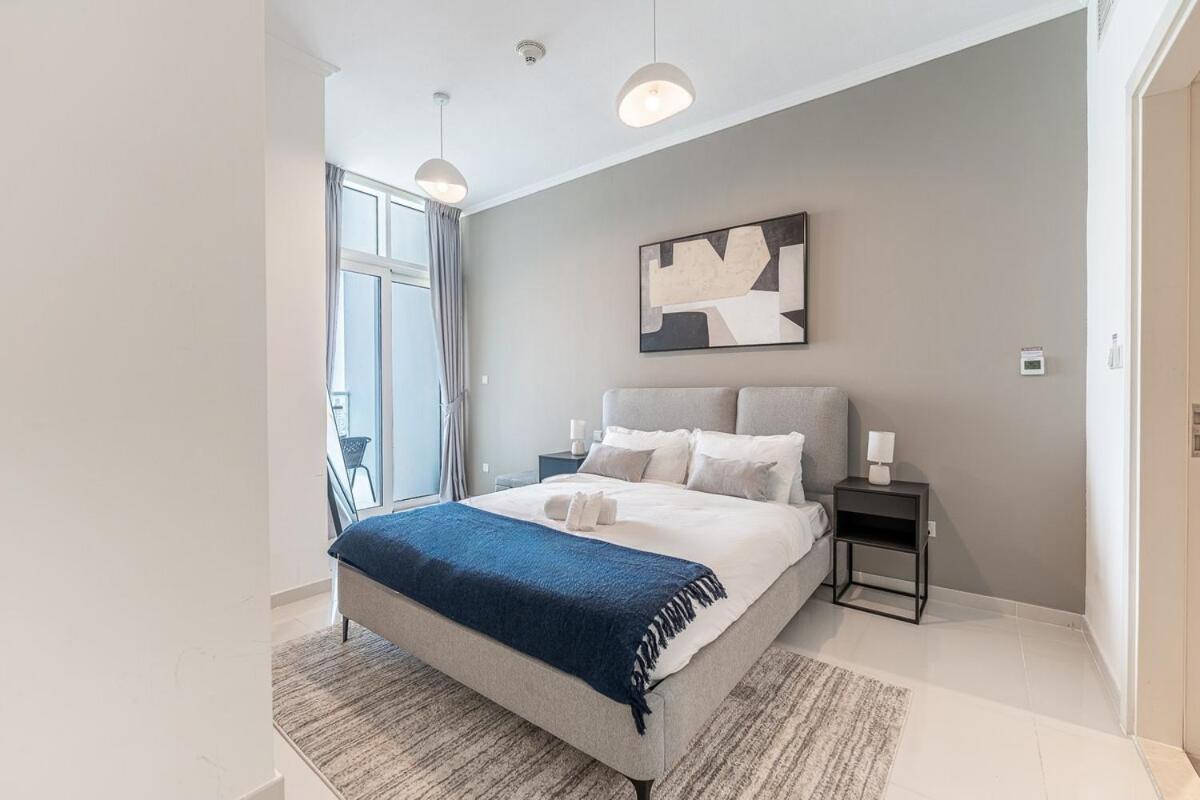 Daire Havn - 1 Bed In Damac Hills 1, Golf Course View Dubai