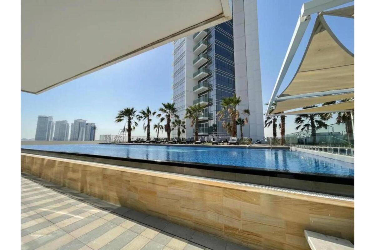 Daire Havn - 1 Bed In Damac Hills 1, Golf Course View *
