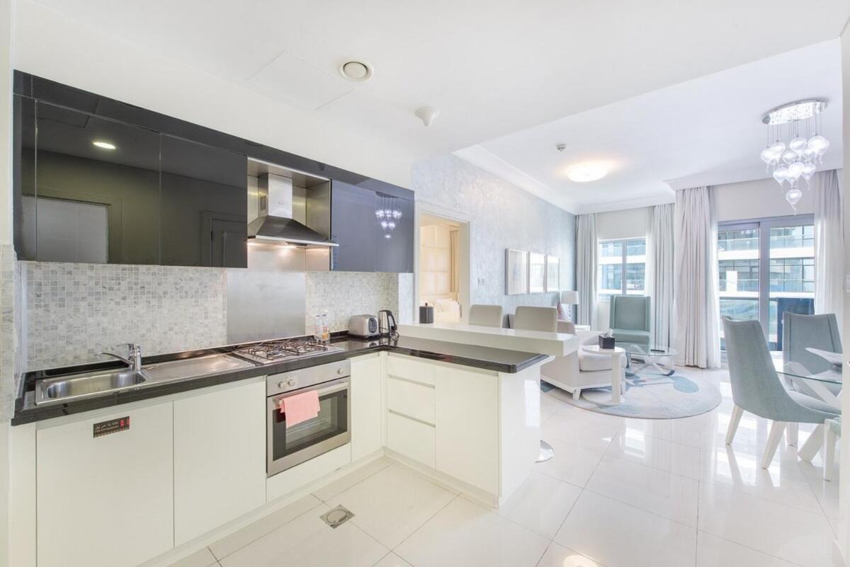 Elegant 1-bedroom For 2 At Downtown With Stunning Canal & Skyline Views *