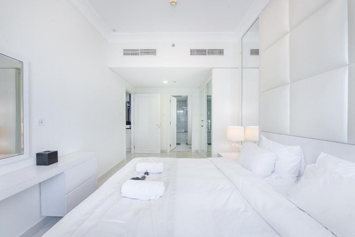 Elegant 1-bedroom For 2 At Downtown With Stunning Canal & Skyline Views Apartment *