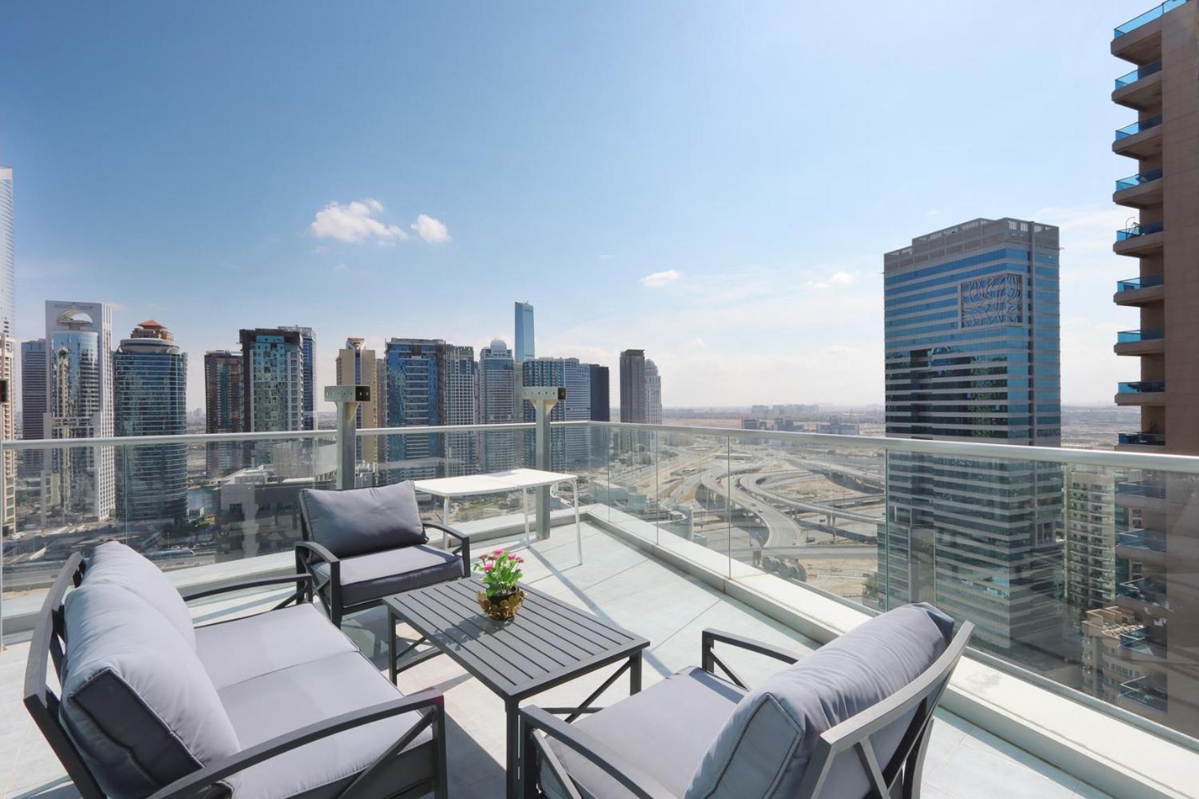 Livbnb - Contemporary With Private Plunge Pool * Dubai