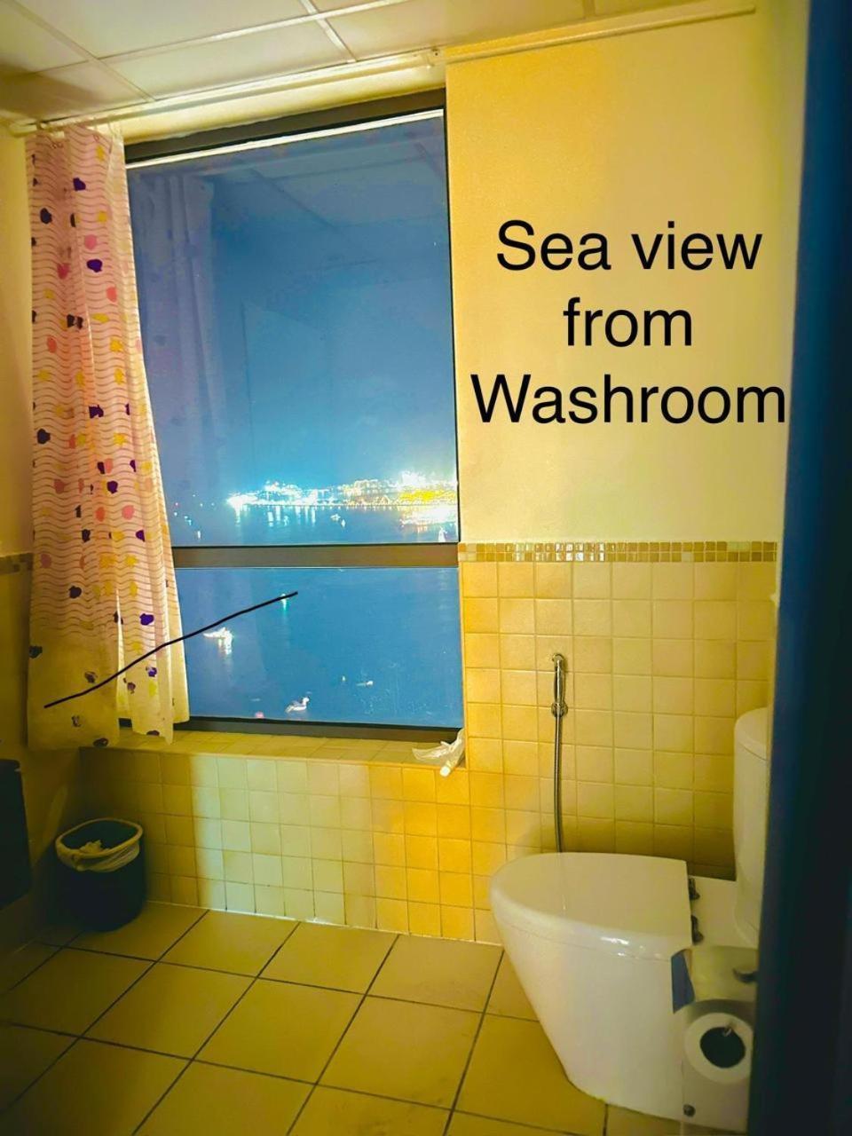 Eye View Hotel cápsula Dubai