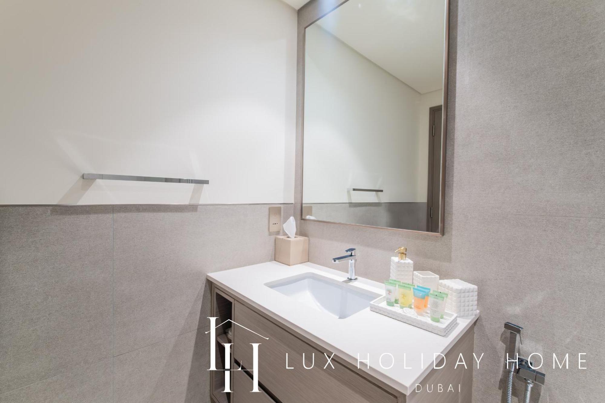 Apartment Lux The Grande Signature Skyline Dubai