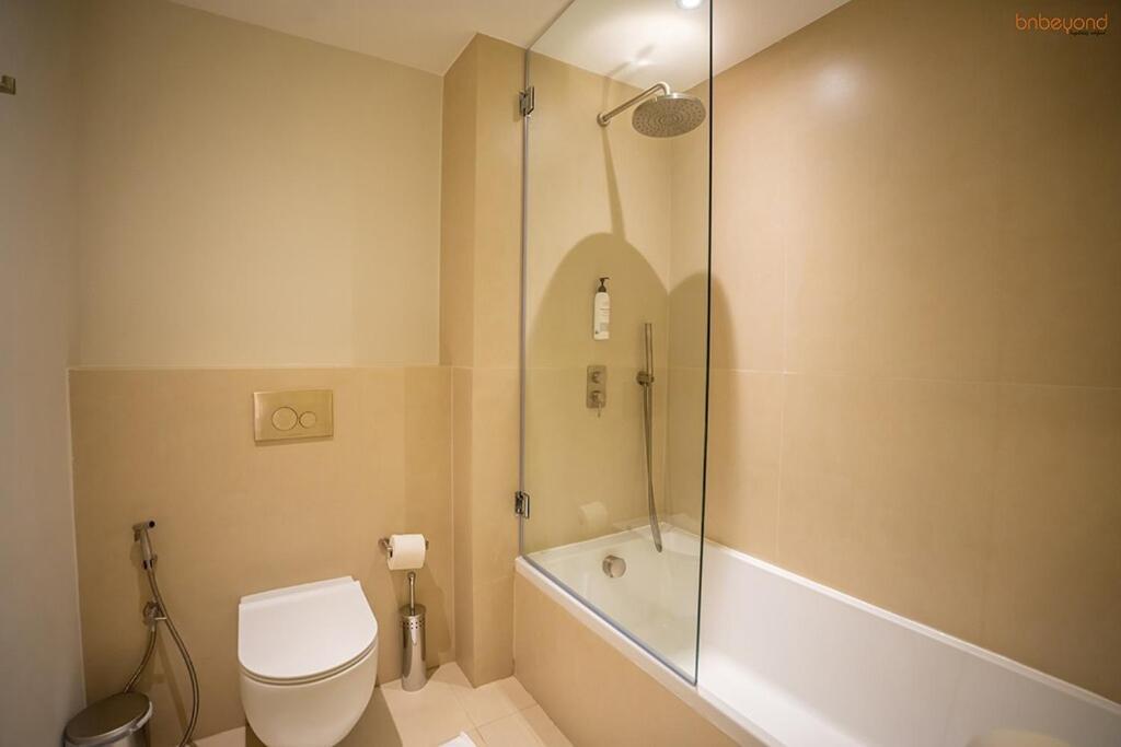 Apartment Bnbeyond's Luxury Vibe & Burj View *